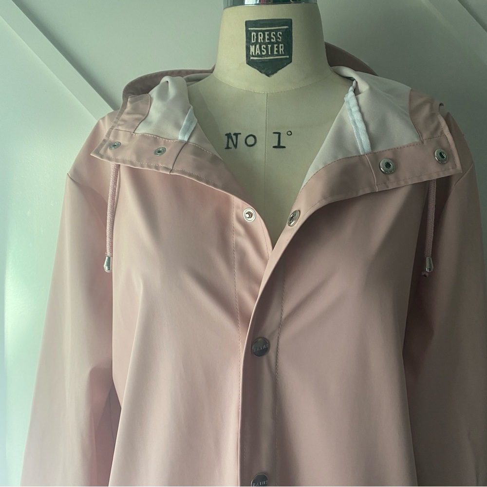 Rains Pink Utility Jacket - Picture 4 of 16